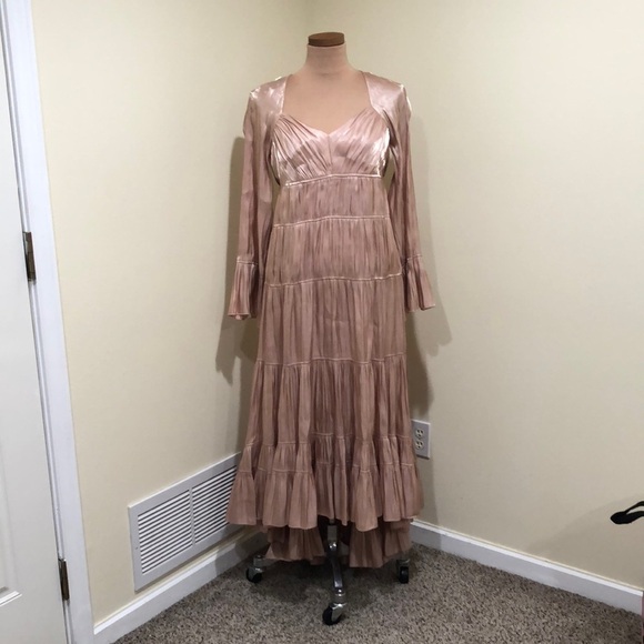 NWT Cinq a Sept Nina Maxi Dress Size 2 Iridescent Blush Pink Tiered Bell Sleeve - Picture 2 of 12